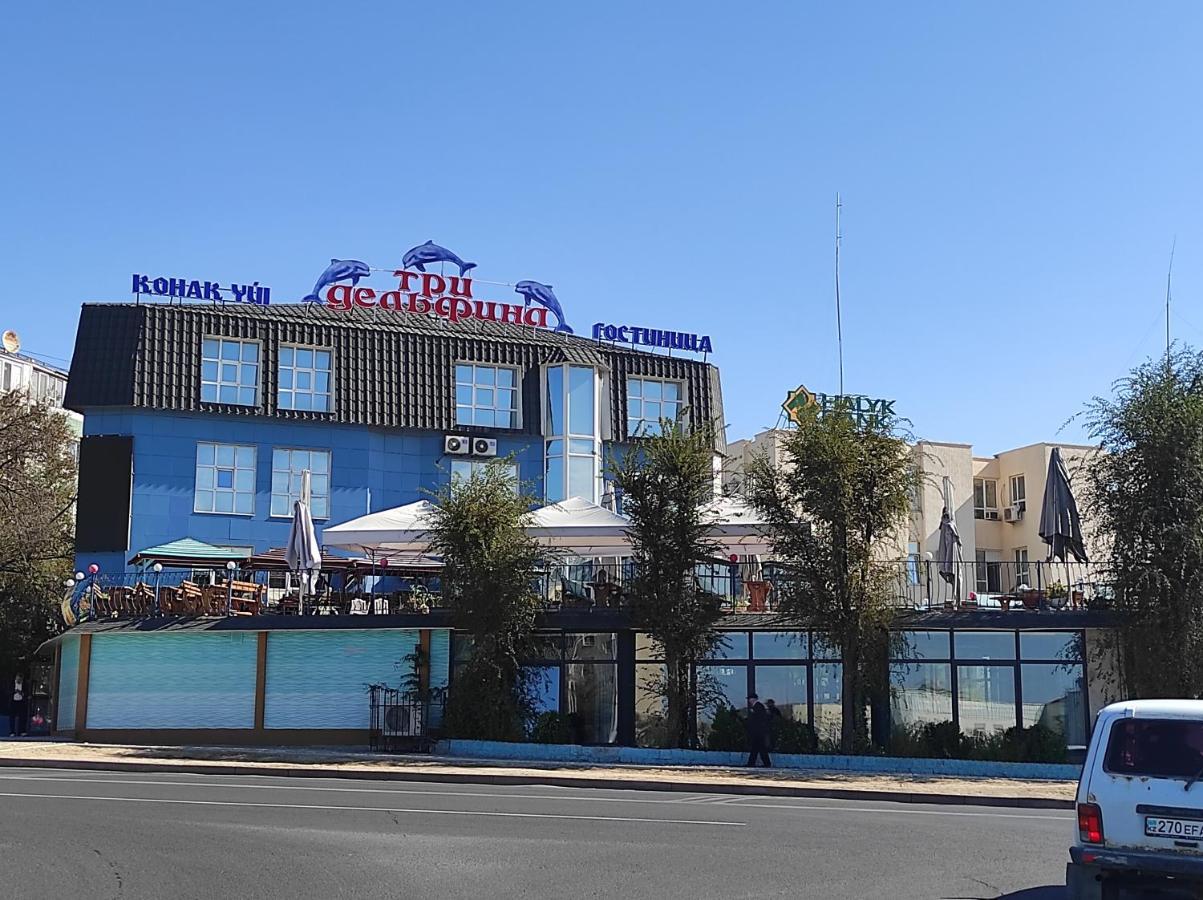 Three Dolphins Hotel Aktau  Zewnętrze zdjęcie